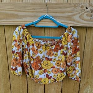 ADORABLE FOREVER 21 FLOWER CROP TOP